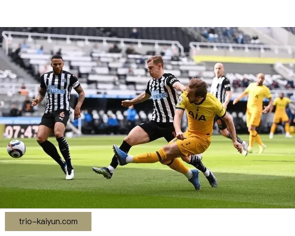 英超阿雷奥拉状态回暖，近期表现值得关注