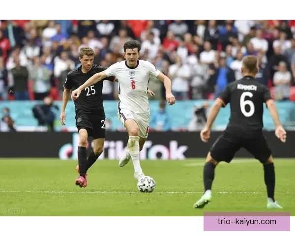 赖斯中场效率提升，表现稳健引人关注