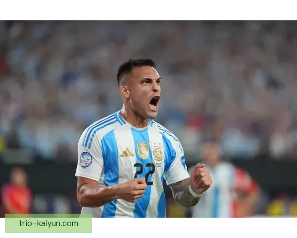 劳塔罗技术动作慢镜分析展现其在比赛中的状态与表现稳定性