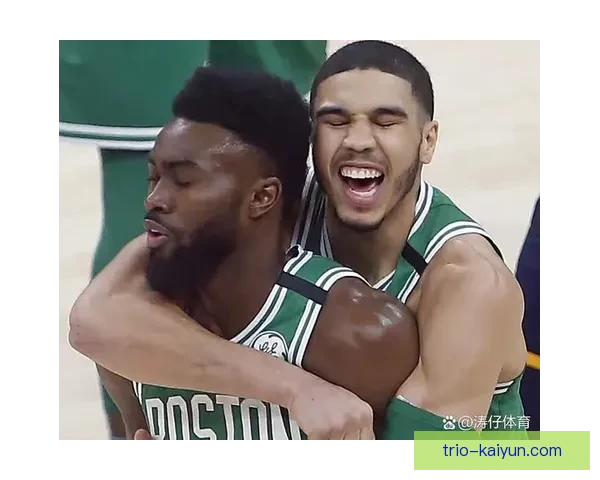 凯泽比赛亮点分析：球队表现稳健，战术执行力提升显著